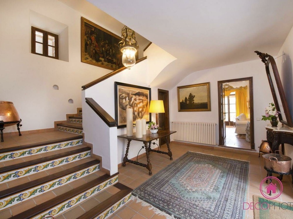 Venta de finca rústica en Andratx Mallorca | son Miquel recibidor y escalera