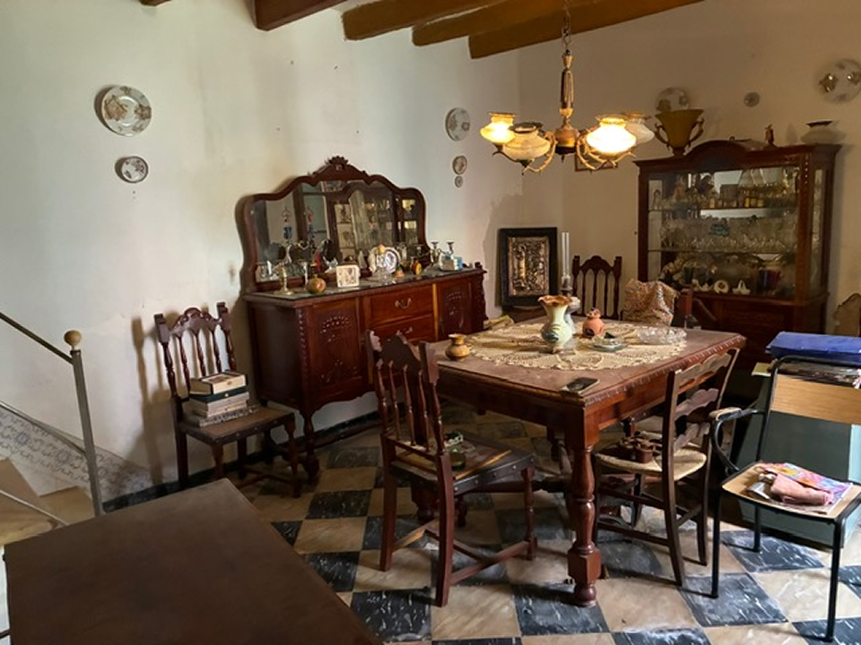 Casa de pueblo en Andratx Mallorca | casa mallorquina comedor